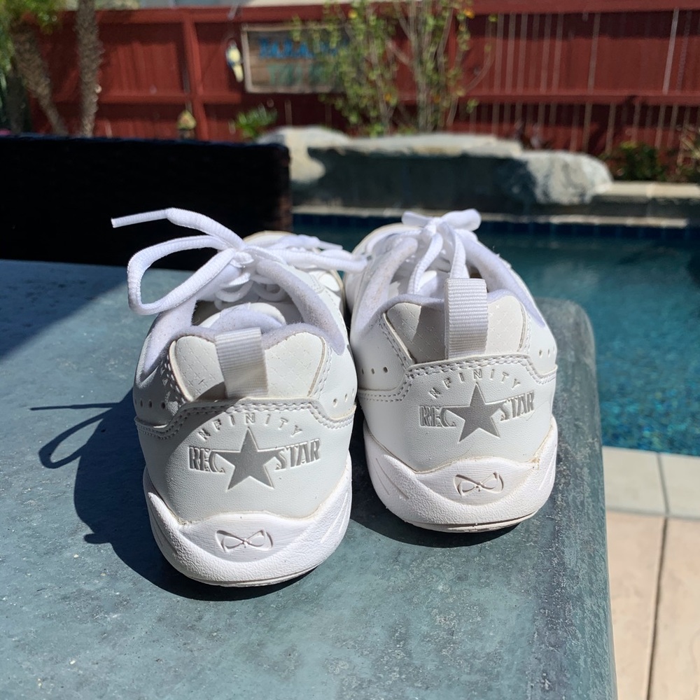 Nfinity Rec Star Cheerleading Shoes size 8
